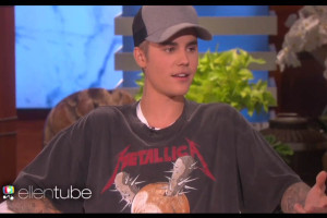 Justin Bieber mit Metallica-Shirt, bei seinem Auftritt in der US-amerikanischen Talkshow.