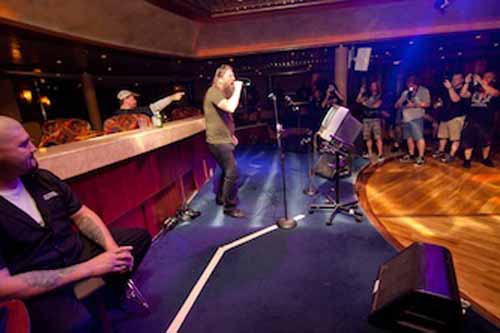 70.000 Tons of Metal