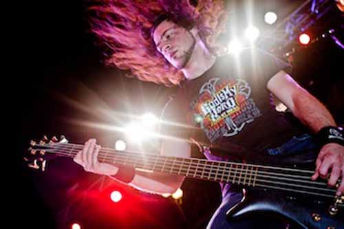 70.000 Tons of Metal