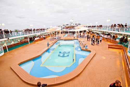 70.000 Tons of Metal