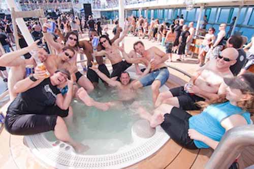 70.000 Tons of Metal