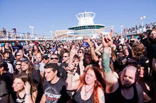 70.000 Tons of Metal