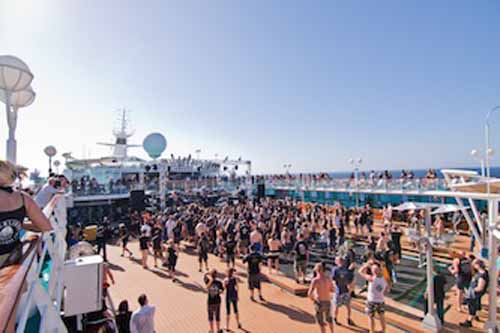 70.000 Tons of Metal