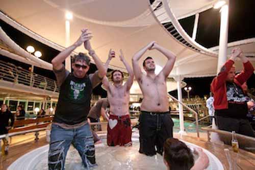 70.000 Tons of Metal