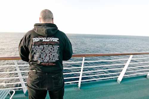 70.000 Tons of Metal