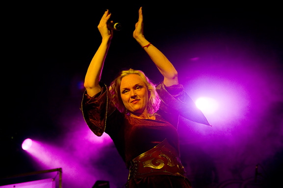 Leaves Eyes live, 13.05.2011 Hamburg, Grosse Freiheit 36