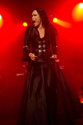 Leaves Eyes live, 13.05.2011 Hamburg, Grosse Freiheit 36