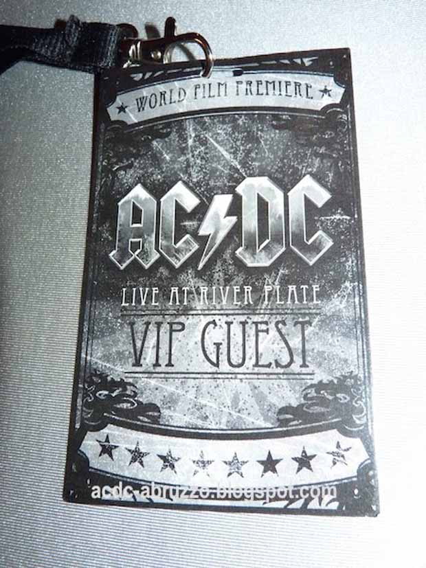 Mit und bei AC DC in London, 2011