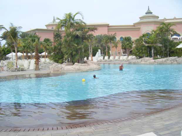 Hotel Atlantis the Palm, beim Nervecell-Besuch