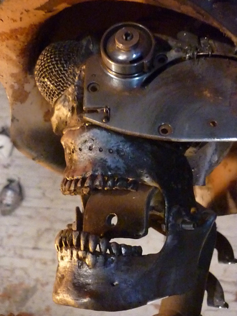 Black Metal Sightseeing: Kunst im Space Bunker