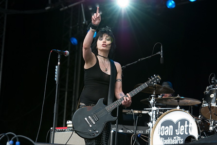 Joan Jett, live 2011, Sweden Rock Festival