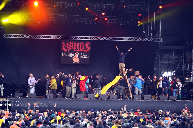 Manos, live, With Full Force 2011