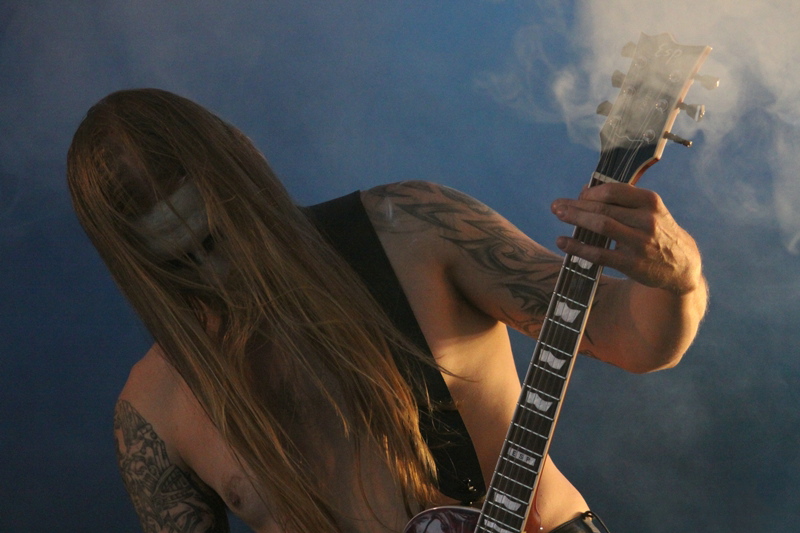 Massemord, live, Under The Black Sund 2011