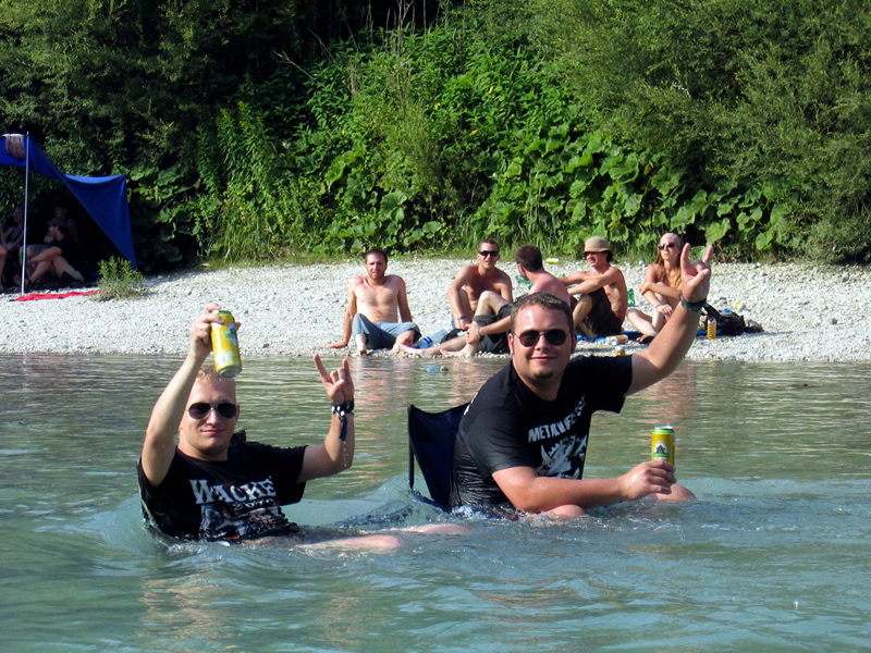 Glückliche Fans beim Metalcamp 2011, Tolmin, Slowenien