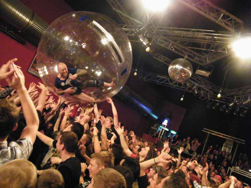 Knorkator live, 25.11.2011 Cottbus, Gladhouse