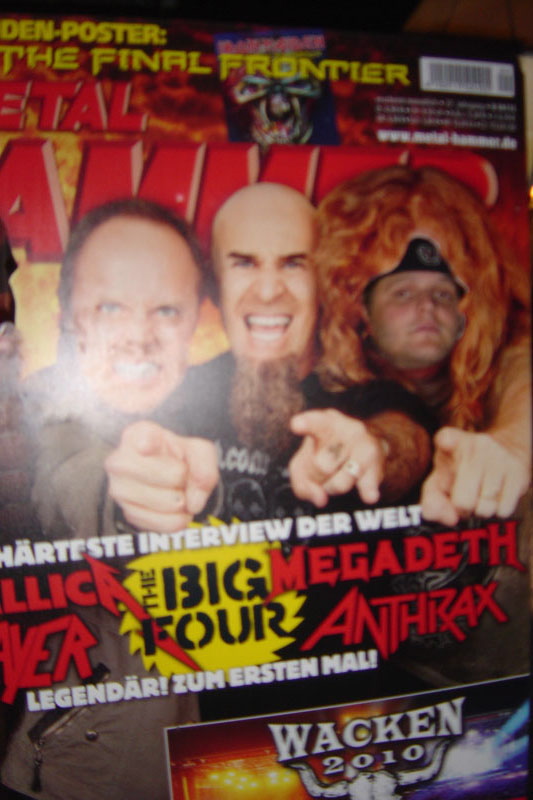 METAL HAMMER Big Four Aufsteller beim Wacken 2011