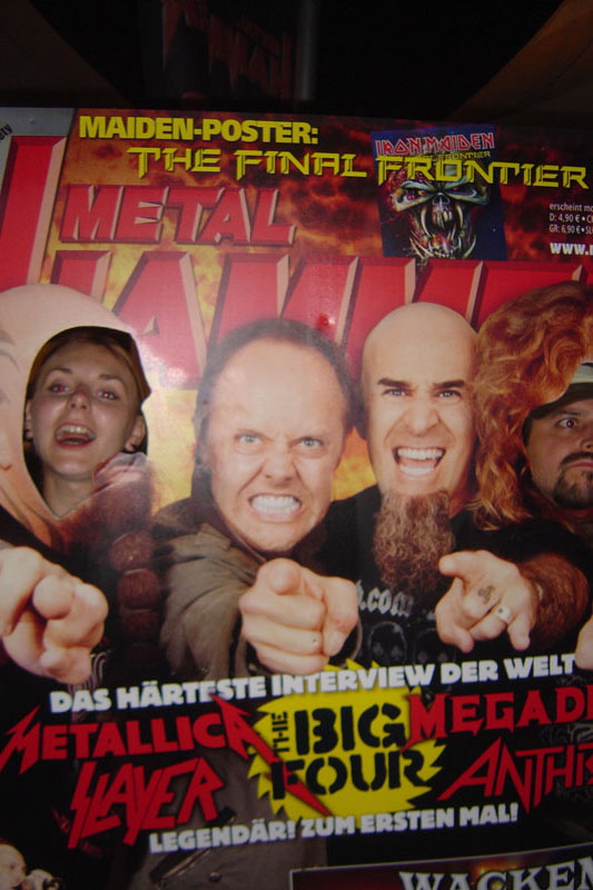 METAL HAMMER Big Four Aufsteller beim Wacken 2011