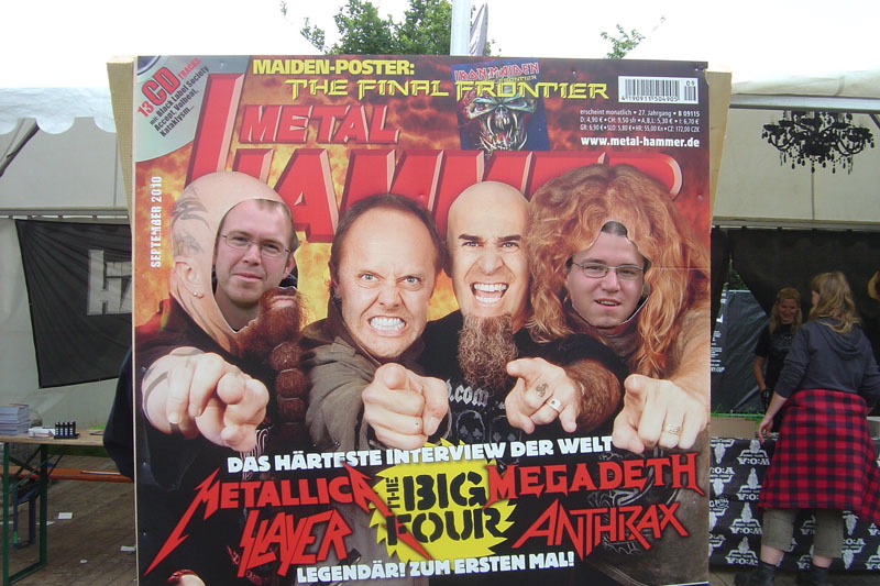 METAL HAMMER Big Four Aufsteller beim Wacken 2011