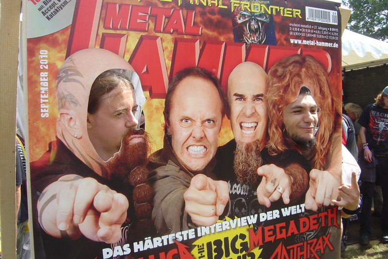 METAL HAMMER Big Four Aufsteller beim Wacken 2011