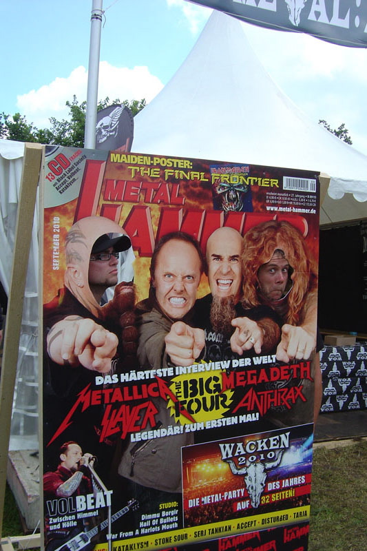 METAL HAMMER Big Four Aufsteller beim Wacken 2011