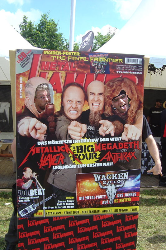 METAL HAMMER Big Four Aufsteller beim Wacken 2011