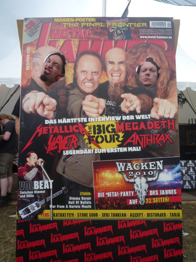 METAL HAMMER Big Four Aufsteller beim Wacken 2011