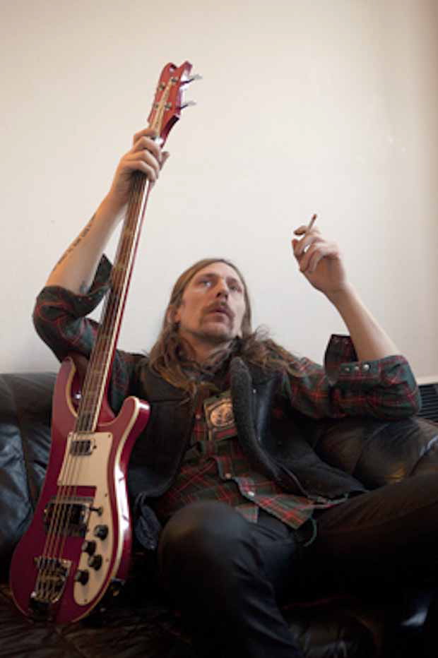 Graveyard, auf Tour mit Motörhead