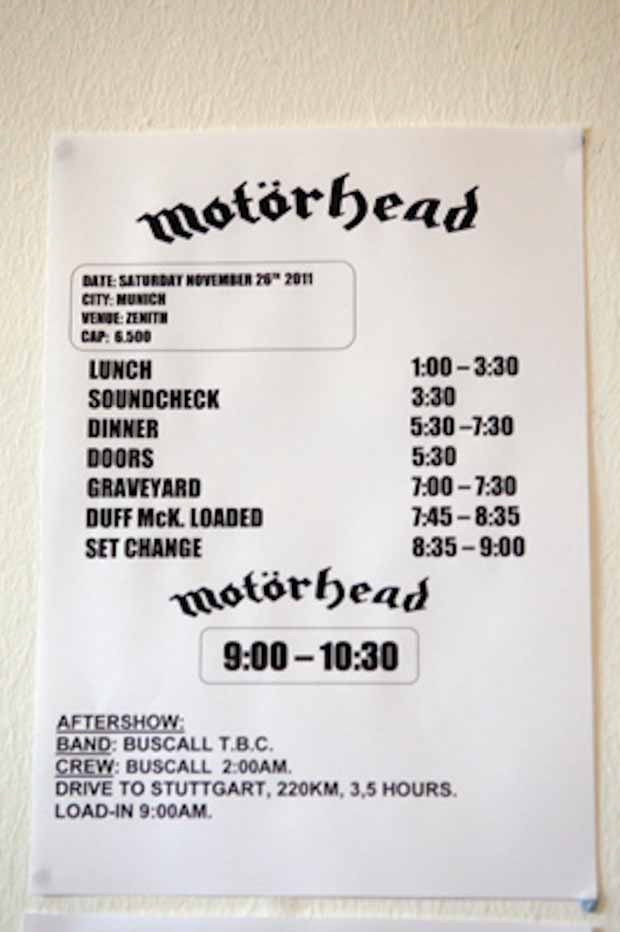 Graveyard, auf Tour mit Motörhead