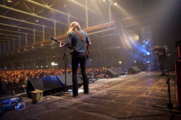 Graveyard, auf Tour mit Motörhead