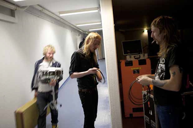 Graveyard, auf Tour mit Motörhead