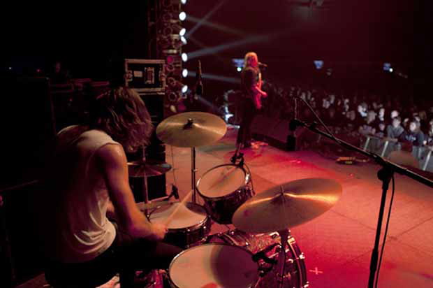 Graveyard, auf Tour mit Motörhead