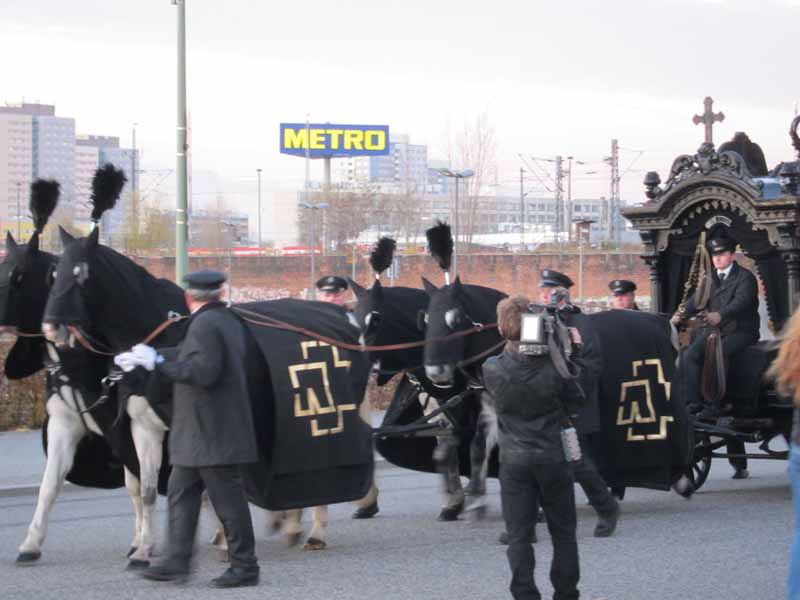 Rammstein errichten sich ihr Mausoleum, Berlin, 25.11.2011
