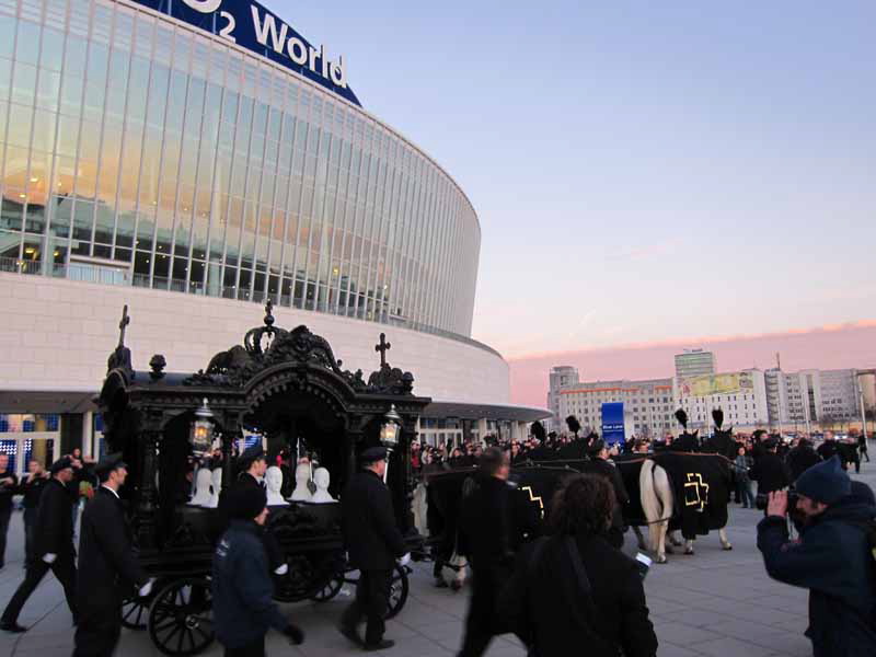 Rammstein errichten sich ihr Mausoleum, Berlin, 25.11.2011