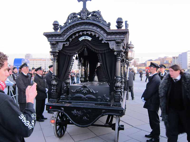 Rammstein errichten sich ihr Mausoleum, Berlin, 25.11.2011