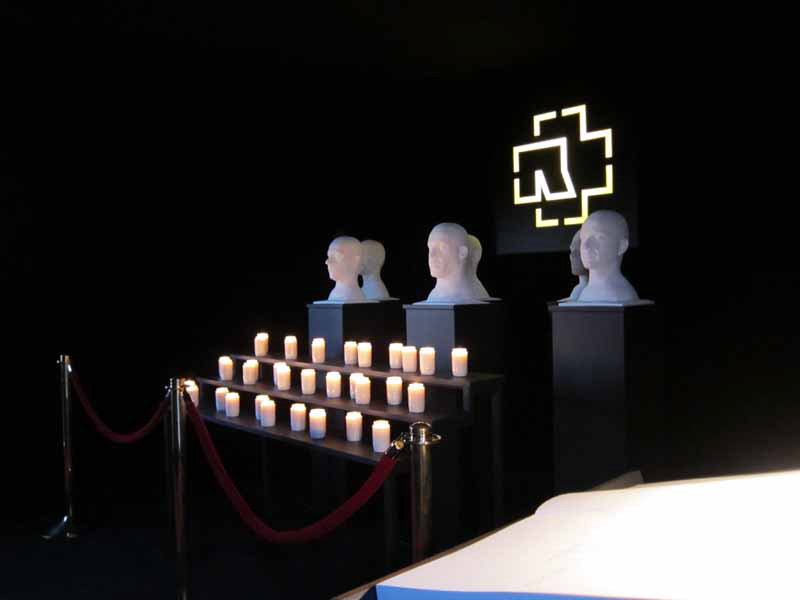 Rammstein errichten sich ihr Mausoleum, Berlin, 25.11.2011