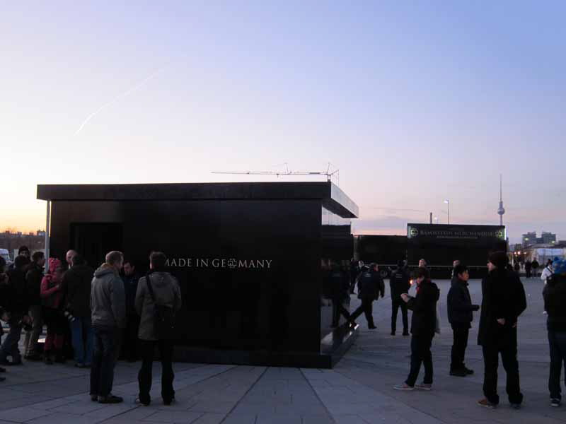 Rammstein errichten sich ihr Mausoleum, Berlin, 25.11.2011