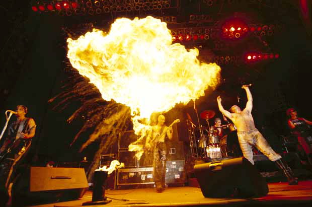 Rammstein, Pressebild 2011, entstanden 1999