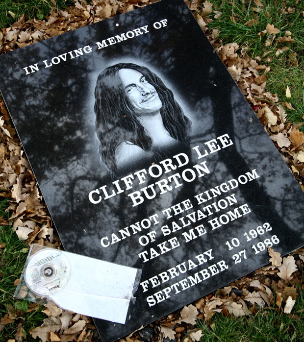 Gedenktafel für Cliff Burton, Metallica