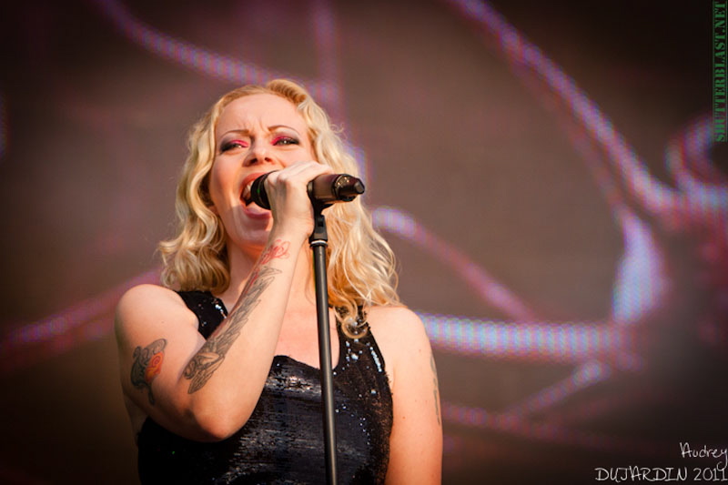 Devin und Anneke, live, Tuska Open Air 2011