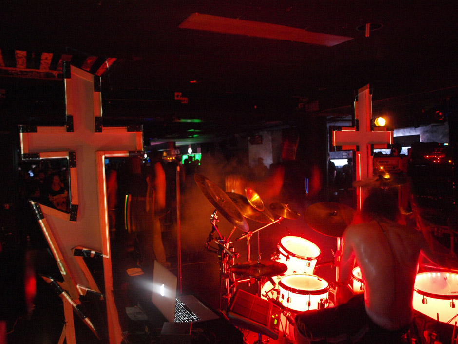 Callejon Backstage auf der Tour im Juni 2012