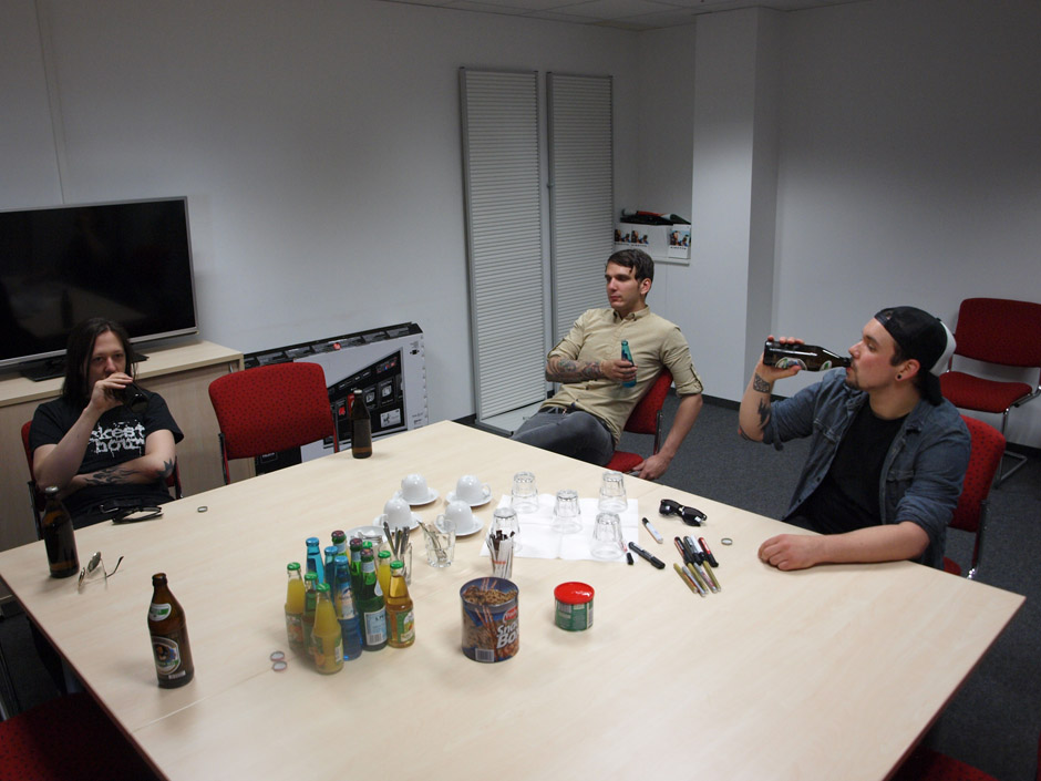 Callejon Backstage auf der Tour im Juni 2012