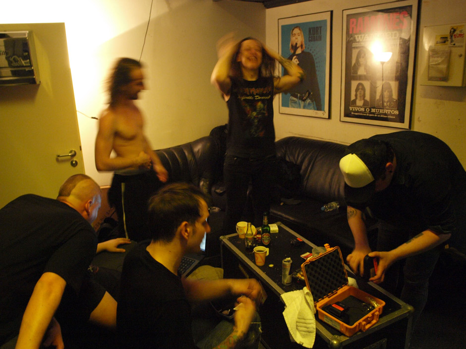 Callejon Backstage auf der Tour im Juni 2012