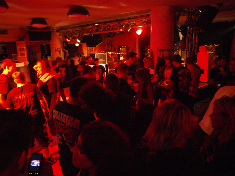 Callejon Backstage auf der Tour im Juni 2012