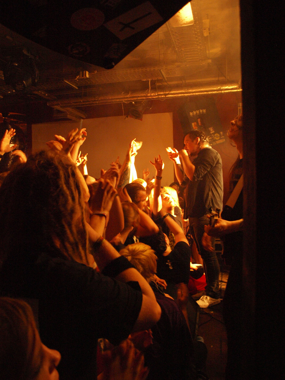 Callejon Backstage auf der Tour im Juni 2012