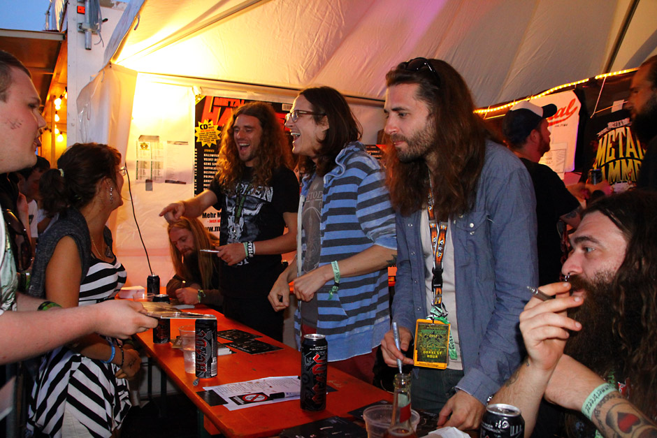 Summer Breeze 2012: Spaß und Autogrammstunden am MH-Stand