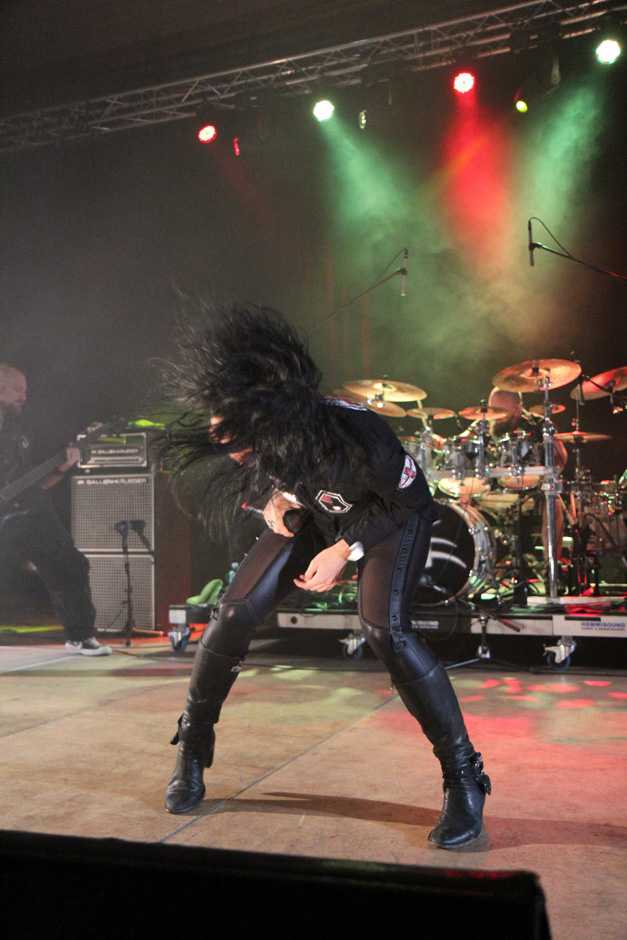 Lacuna Coil live, Earshakerday 2012