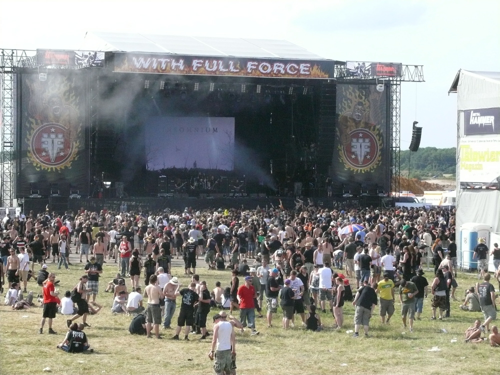 With Full Force 2012: Fans und Freaks