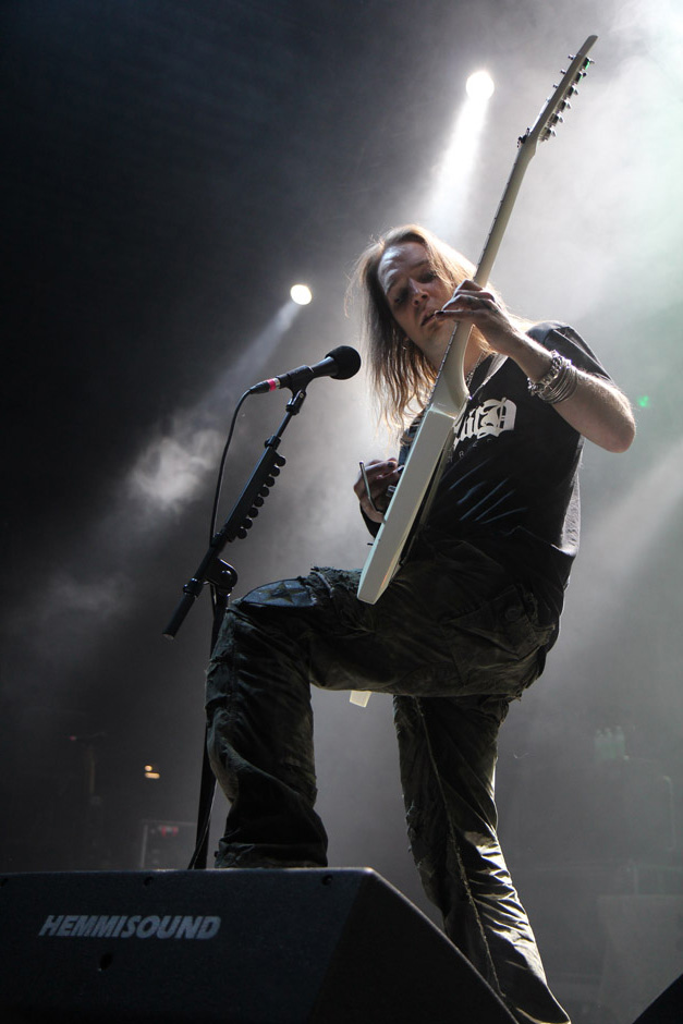 Children Of Bodom live, Earshakerday 2012