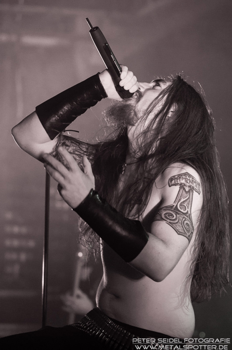 Waldgefluester live, 31.03.2013, München