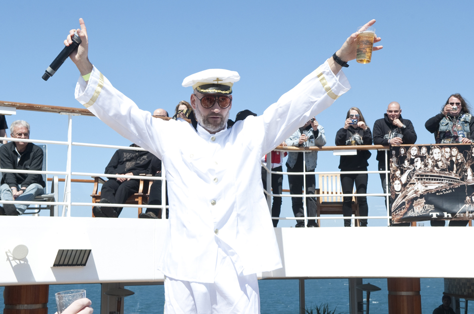 Mambo Kurt live, Full Metal Cruise 2013